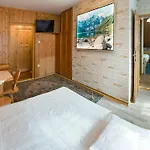 فندق مبيت وإفطار Irys 3*