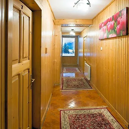 Irys Bed & Breakfast 3*