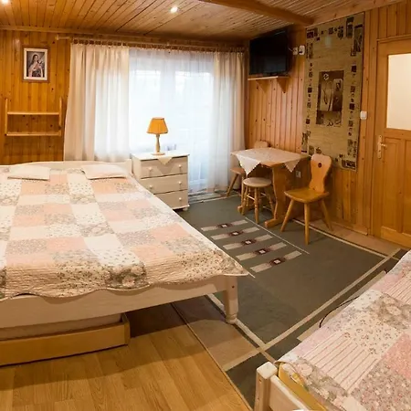 Irys Bed & Breakfast 3*