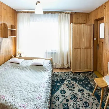 Irys فندق مبيت وإفطار 3*